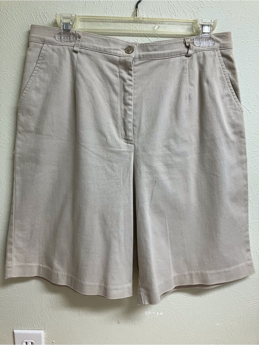 Classic High-Rise Bermuda Shorts in Light Taupe